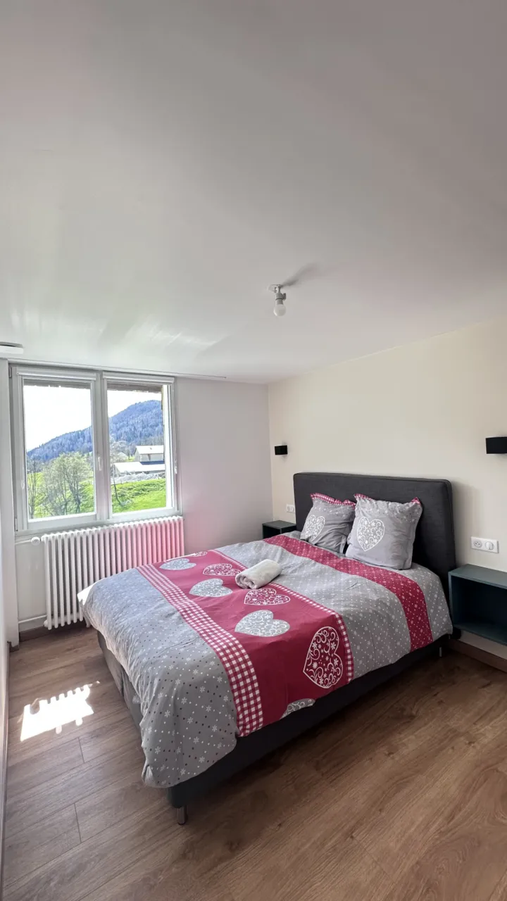 Appartement 20 : chambre avec lit queen size
